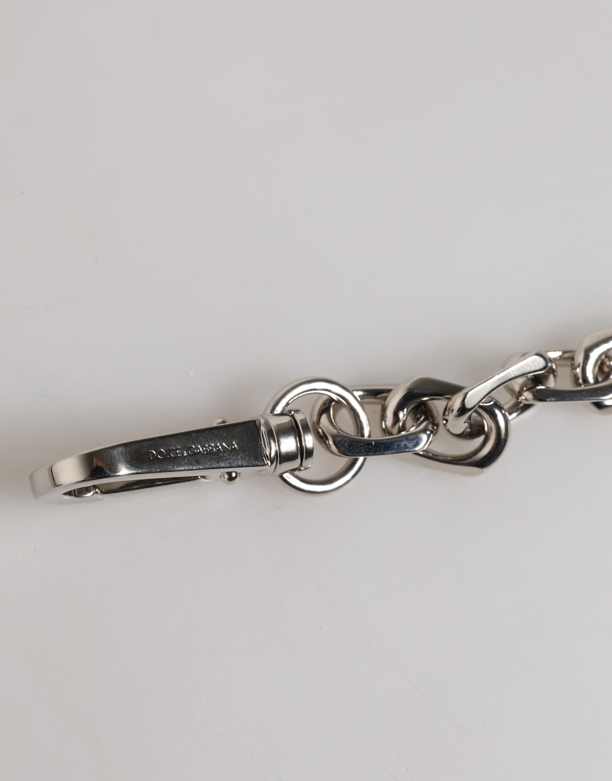 Dolce & Gabbana Armband mit silberfarbener Kette, Karabinerverschluss, Logo und grauen Perlen