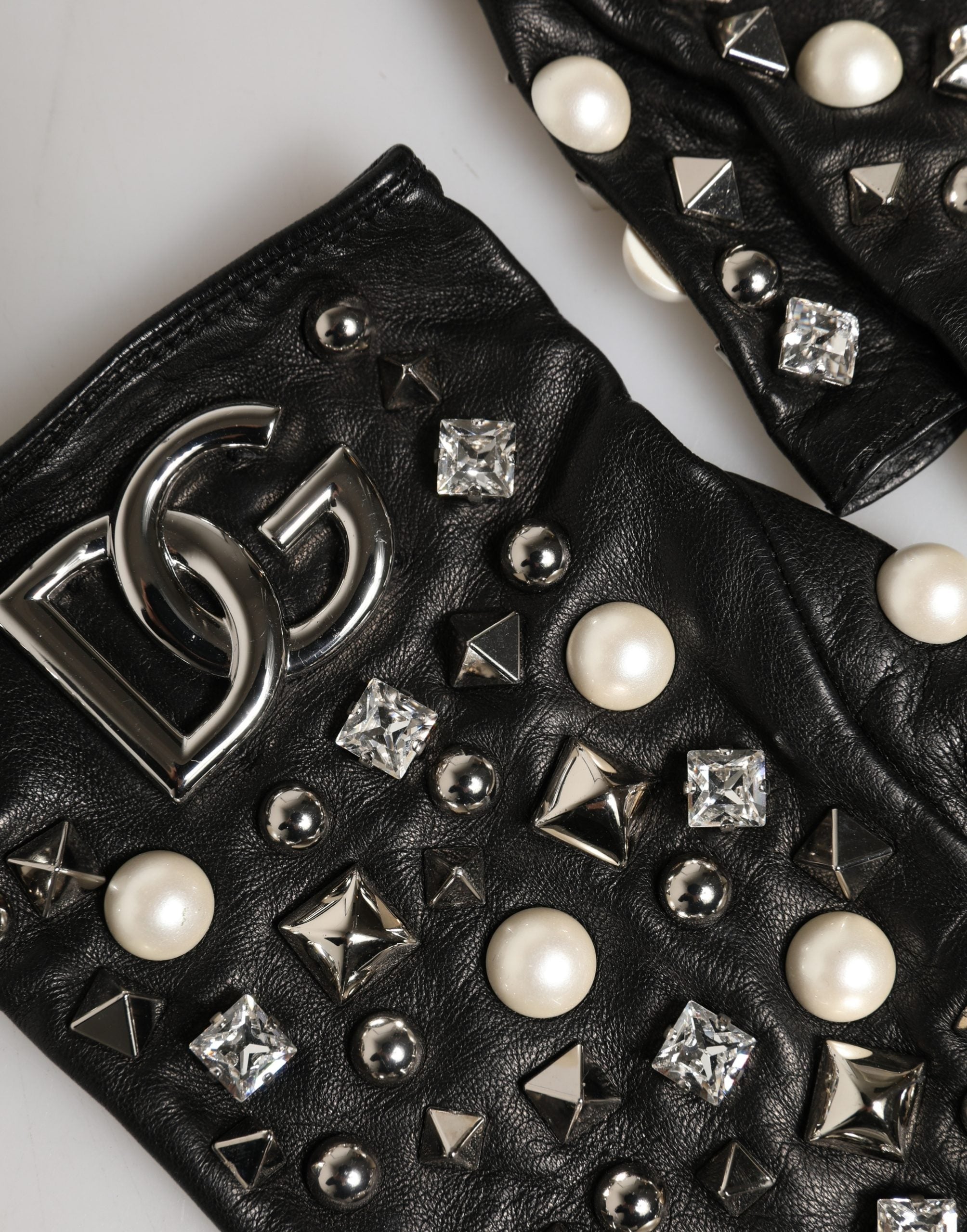 Dolce & Gabbana Schwarze Perlenbesetzte Handschuhe in Handgelenklänge