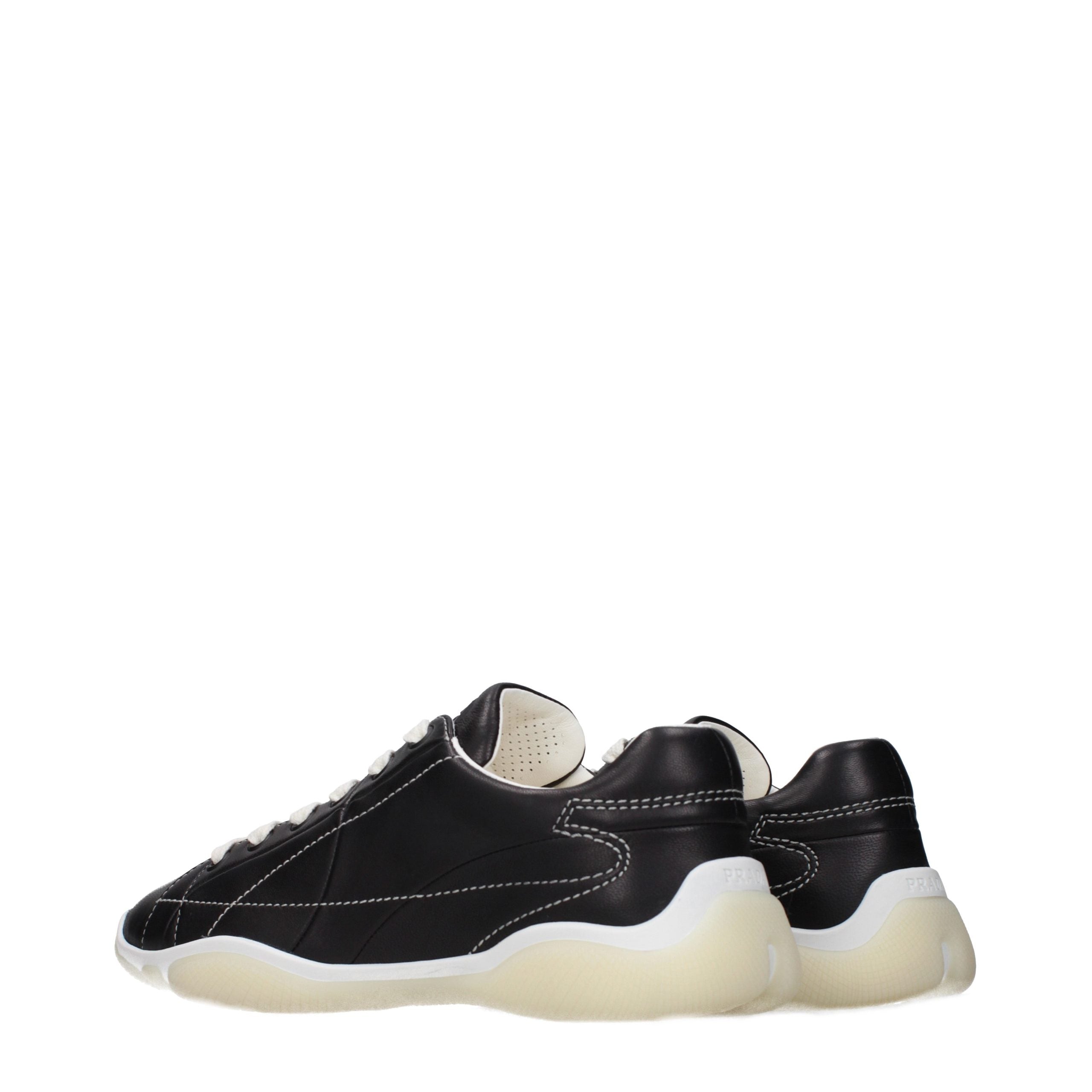 Prada Schwarze Leder-Sneakers