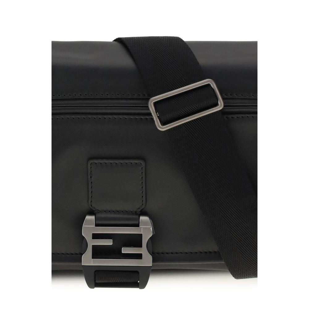 Fendi Schwarze Bos Taurus Kalbsleder Schultertasche