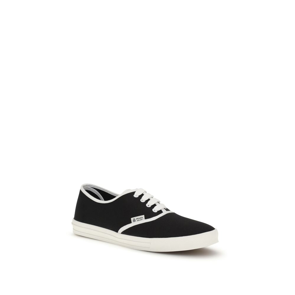 Prada Schwarze Low-Top-Sneaker aus Baumwolle