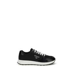 Prada Schwarze Sneaker aus recyceltem Polyamid