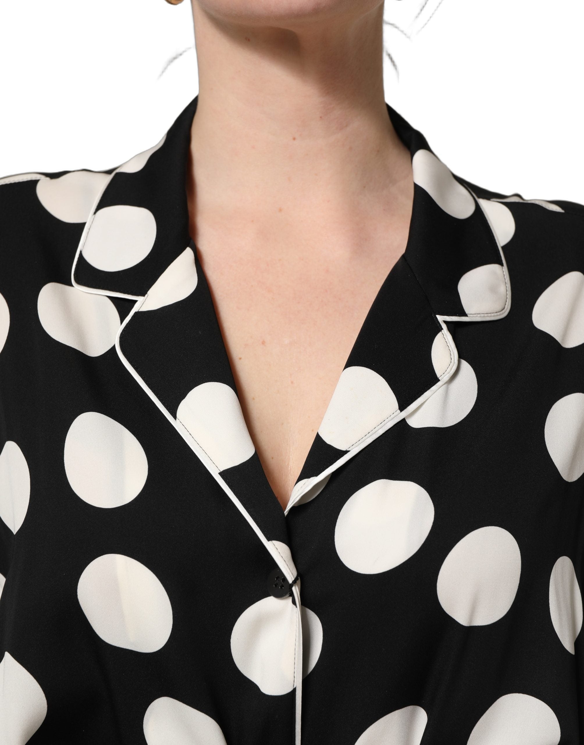 Dolce & Gabbana Zweiteiliges Schlafanzug-Set mit schwarzem und weißem Polka-Dot-Muster
