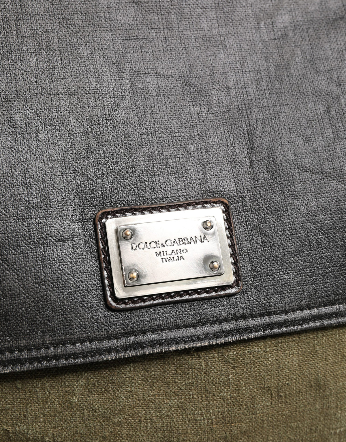 Dolce & Gabbana Herren Umhängetasche in Militärgrün mit zwei Farbtönen