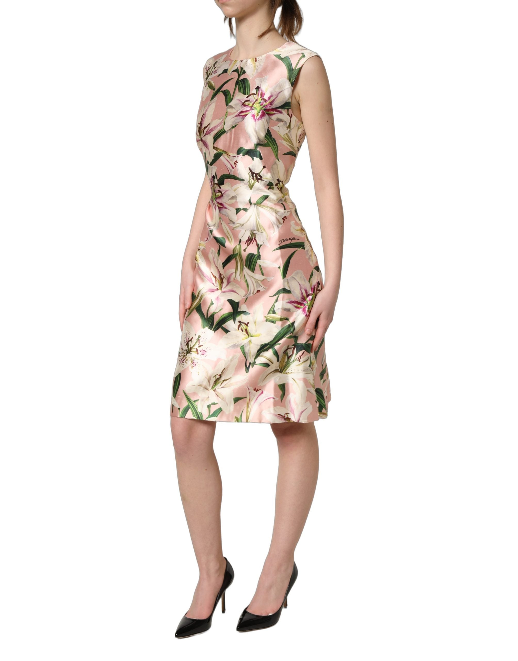 Dolce & Gabbana Leichtes rosa Etuikleid mit Lilien-Print und ohne Ärmel
