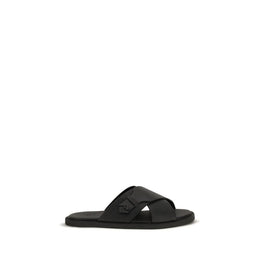 Fendi Schwarze Bos Taurus Kalbsleder-Sandalen