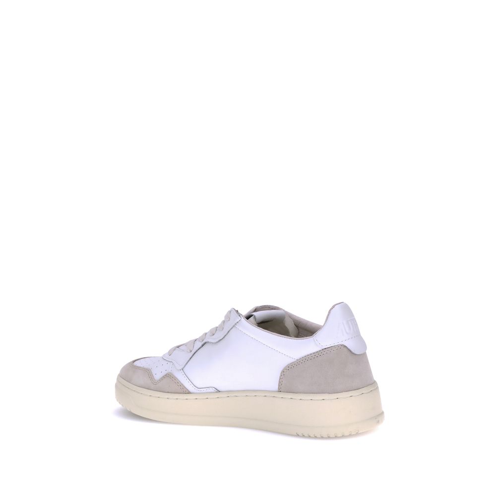 Autry Weiße Low-Top-Sneaker aus Kalbsleder Bos Taurus