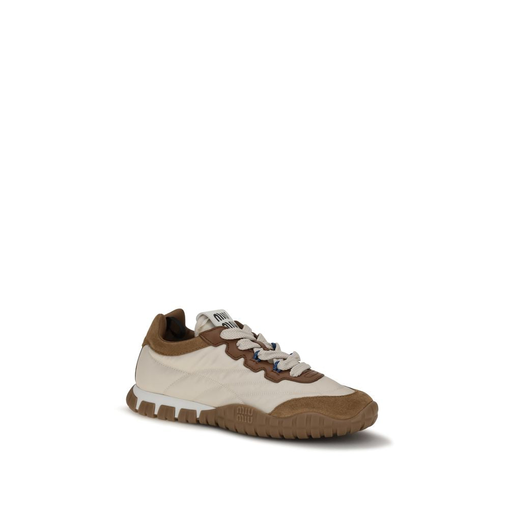 Miu Miu Beige Polyamid-Sneakers für sportliche Aktivitäten