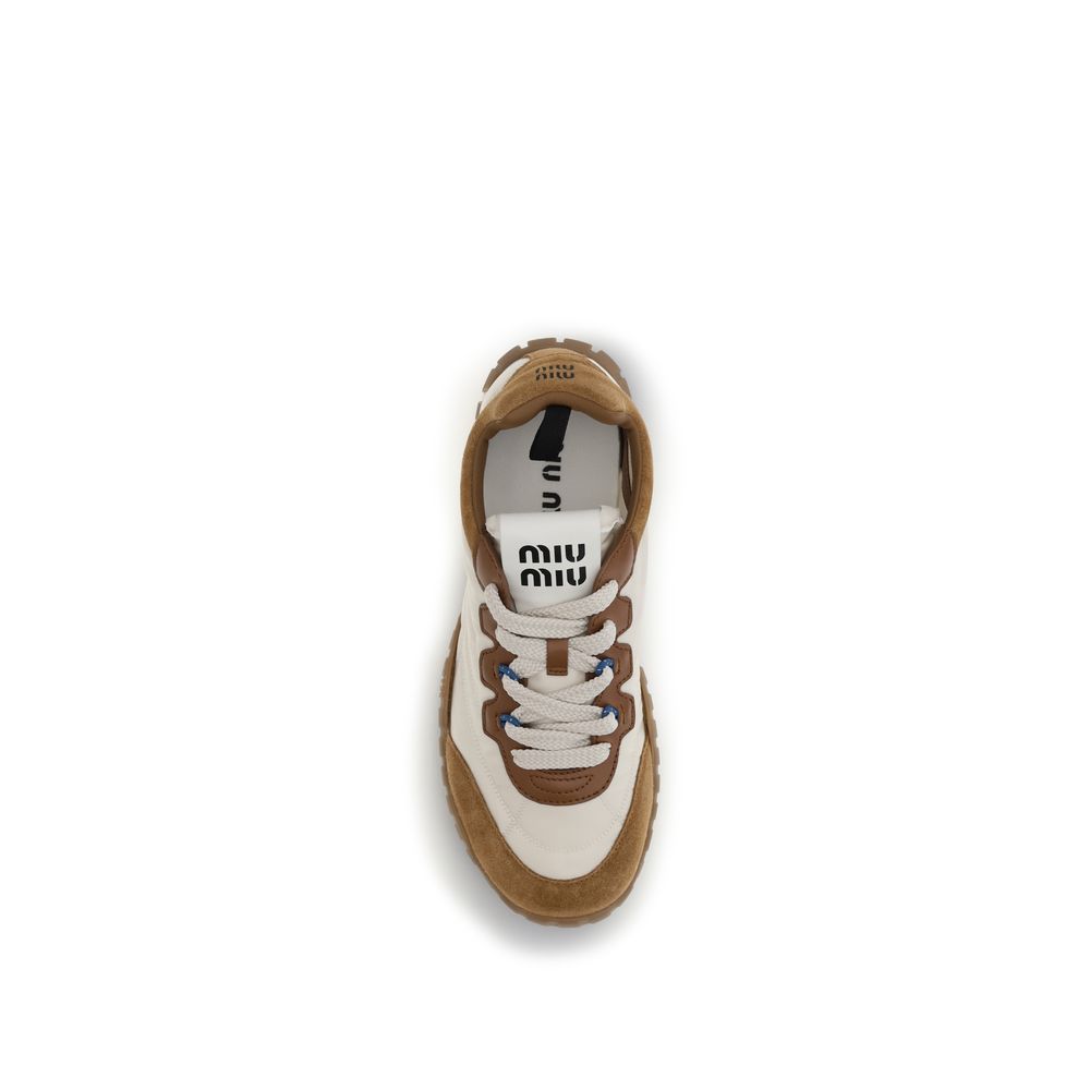 Miu Miu Beige Polyamid-Sneakers für sportliche Aktivitäten