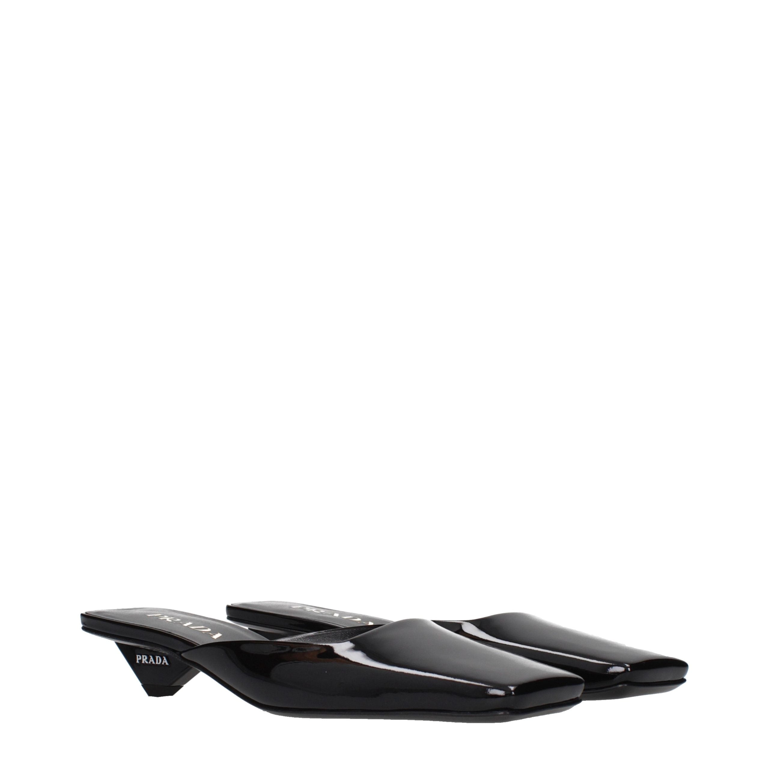 Prada Schwarze flache Sandalen aus Leder