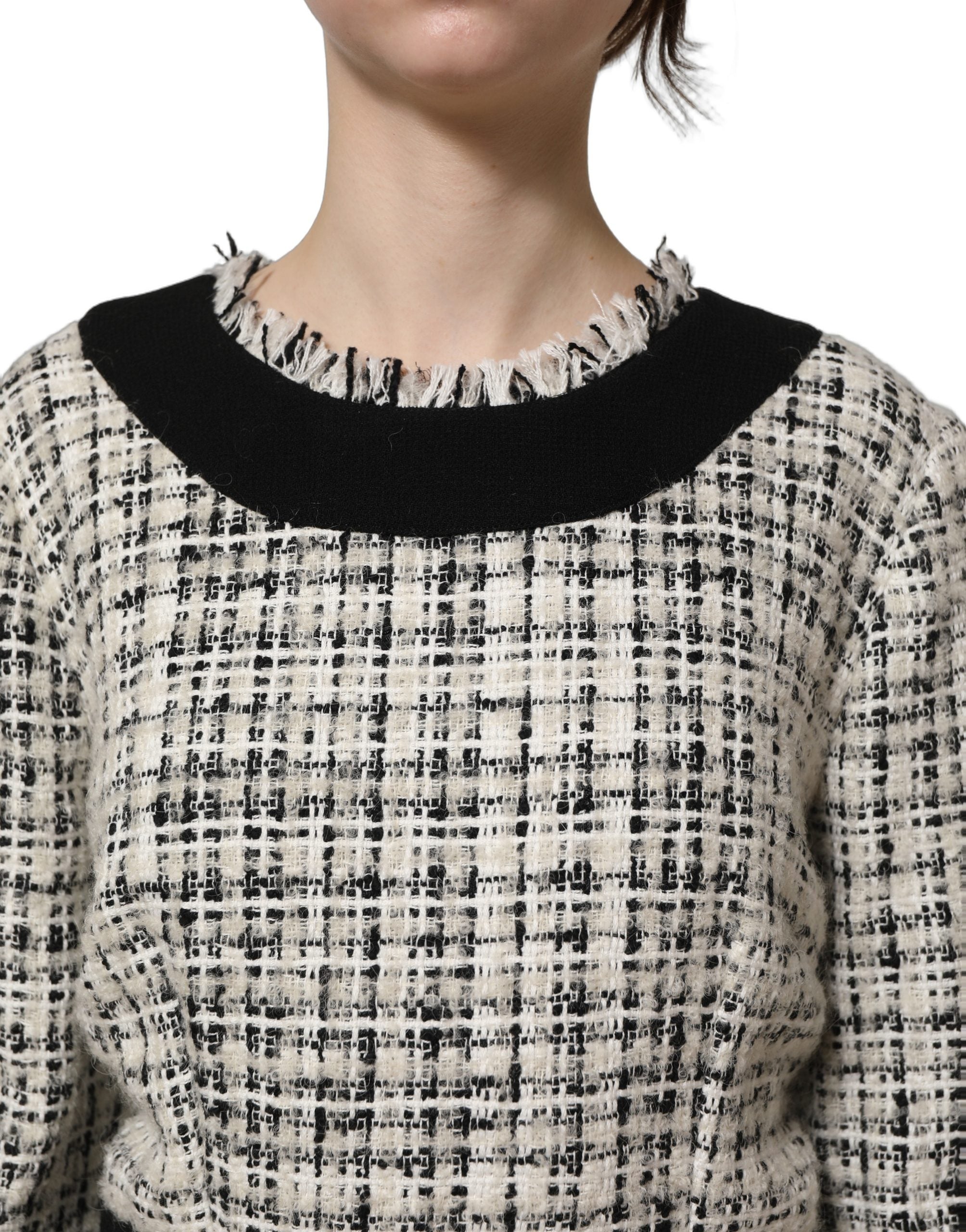 Dolce & Gabbana Midikleid aus mehrfarbigem Bouclé-Tweed mit Fransenbesatz
