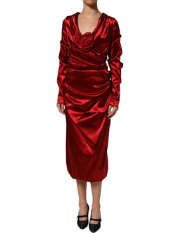 Dolce & Gabbana Rotes Seiden-Satin-Midikleid mit Drapierung und Blumenapplikation