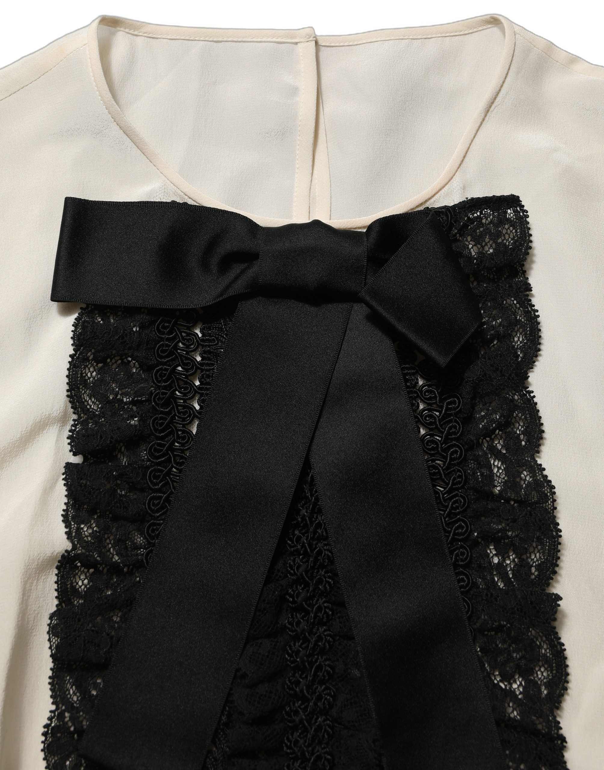 Dolce & Gabbana Beige Seidenbluse mit Spitzenbesatz und Schleife, kurze Ärmel