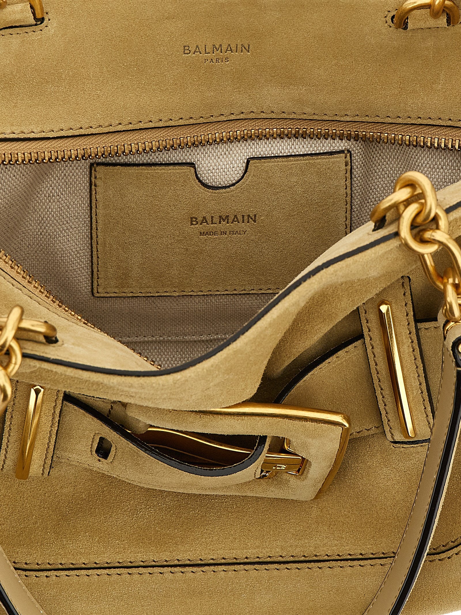 Balmain Beigefarbene Kalbshaut Schultertasche