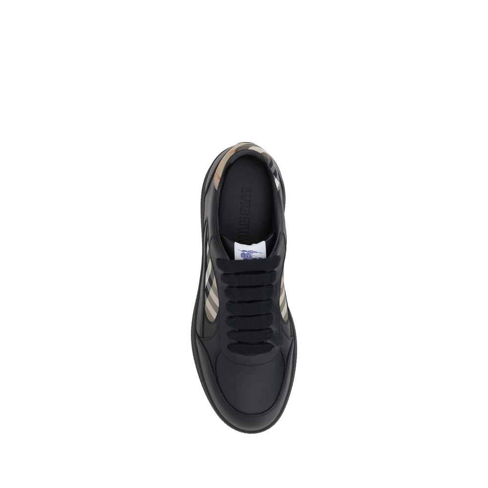 Burberry Schwarze Bos Taurus Kalbsleder Low-Top-Sneaker