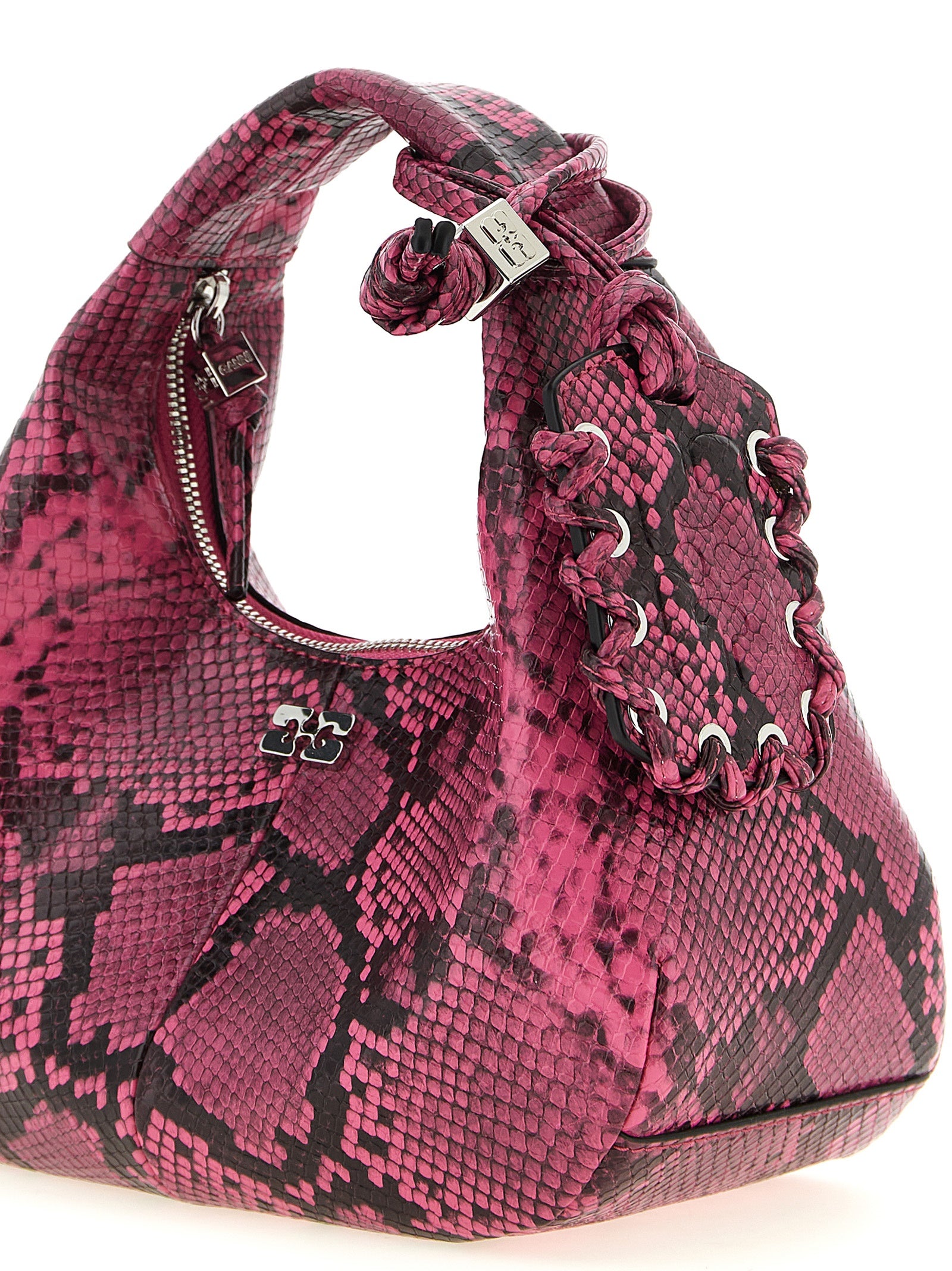 Ganni Handtasche aus recyceltem Polyester in Fuchsia