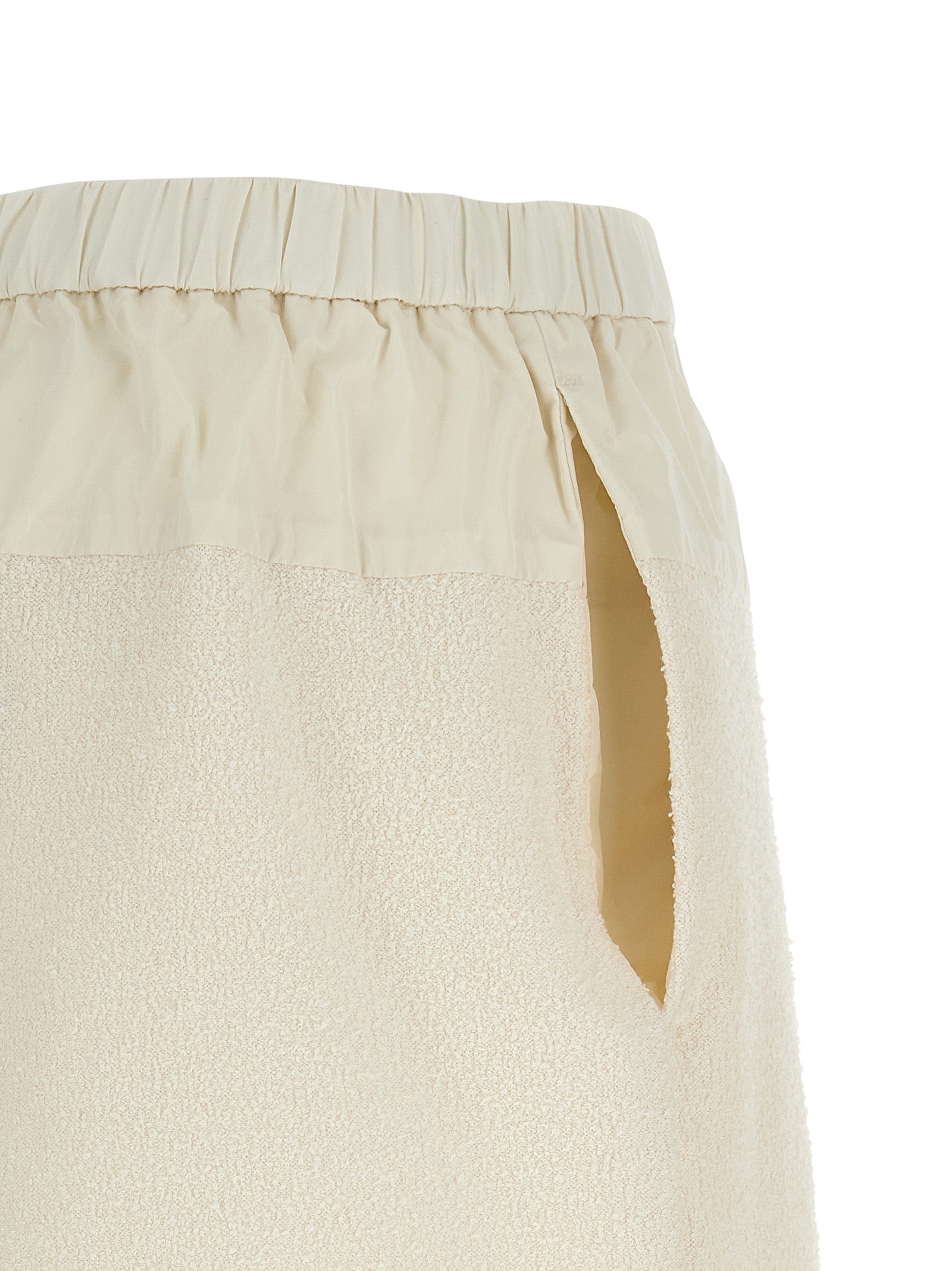 Moncler Weiße Bermuda-Shorts aus Polyester