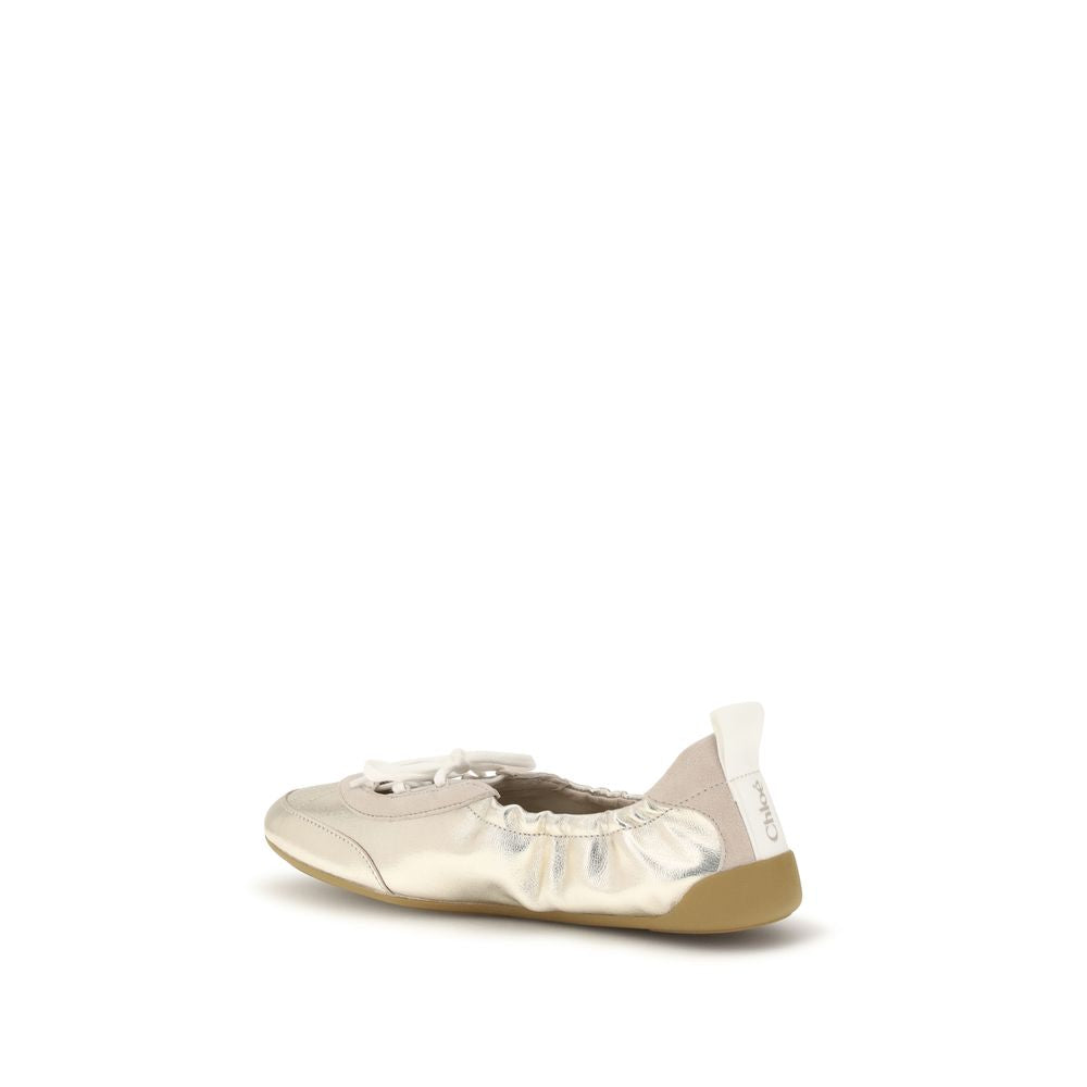Chloé Bos Taurus Sneakers aus silbernem Kalbsleder