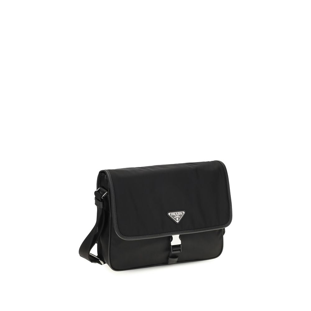 Prada Schwarze Schultertasche aus recyceltem Polyamid