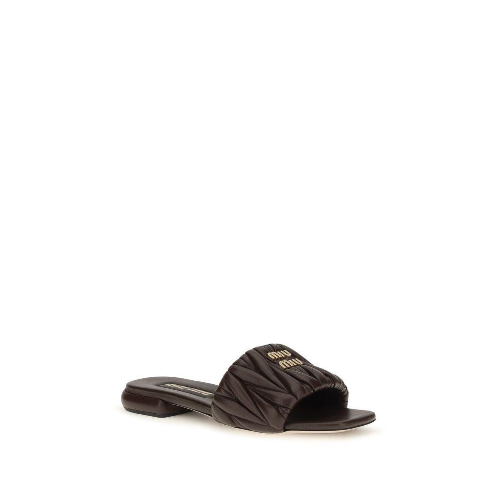 Miu Miu Braune Kalbsleder Bos Taurus Flache Sandalen
