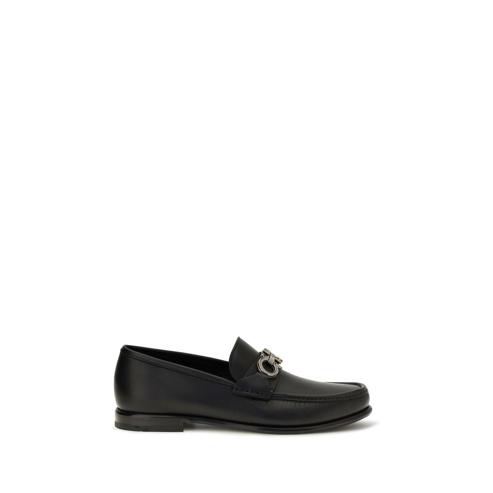 Ferragamo Schwarze "Bos Taurus" Kalbsleder Loafer zum Hineinschlüpfen