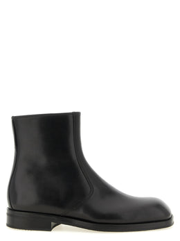 Lemaire Schwarze Stiefeletten aus Lammleder
