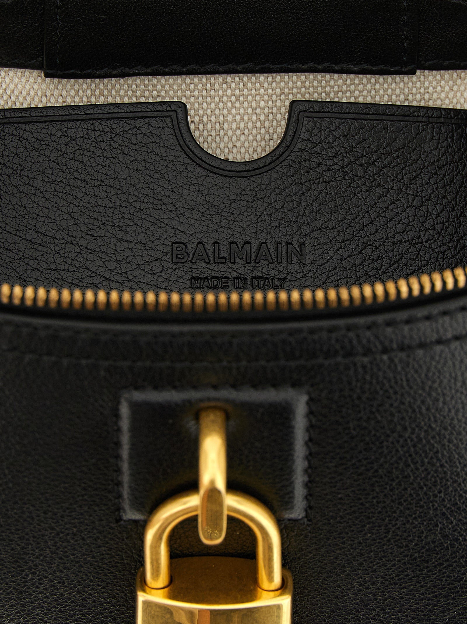 Balmain Schwarze Handtasche aus Büffelleder