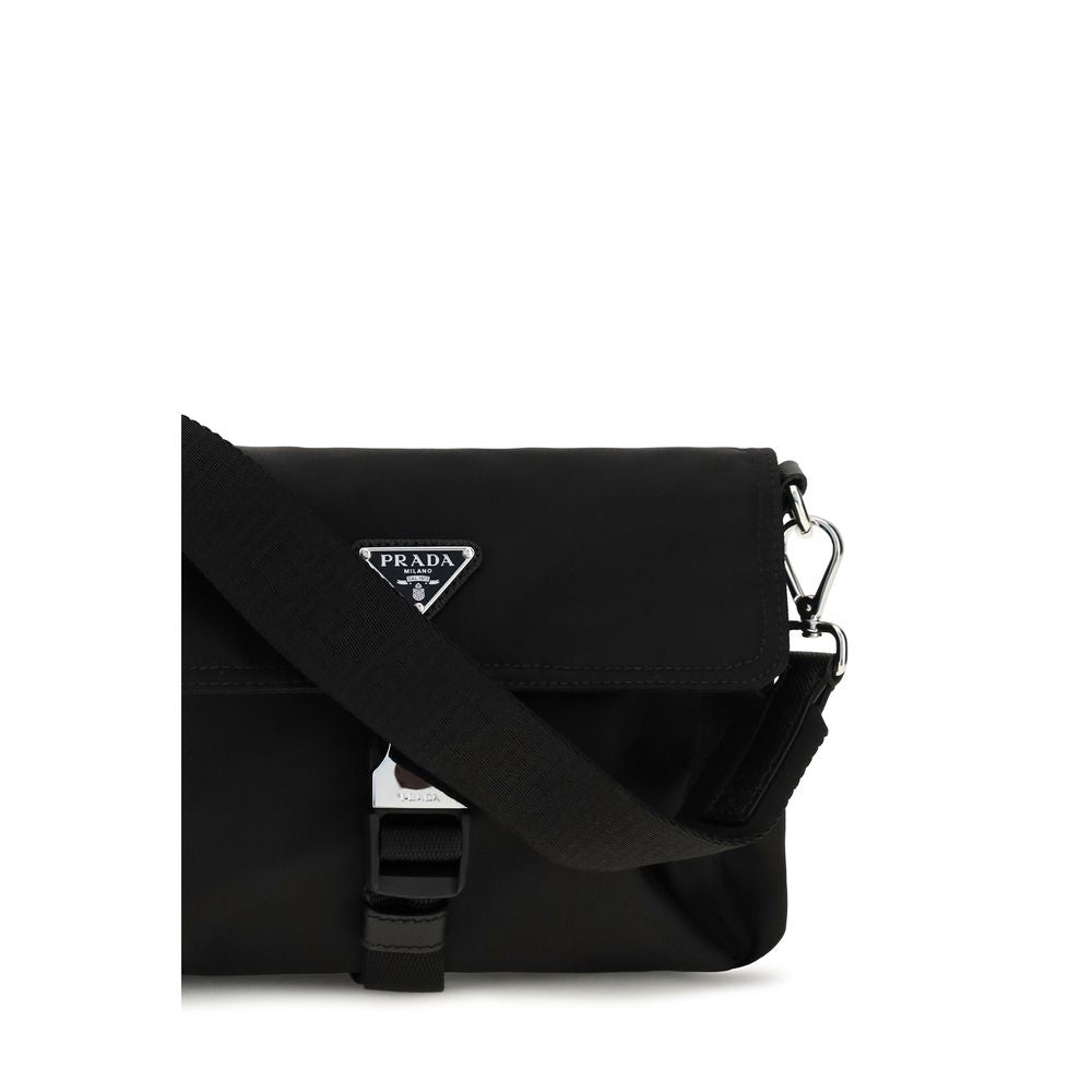 Prada Schwarze Schultertasche aus recyceltem Polyamid
