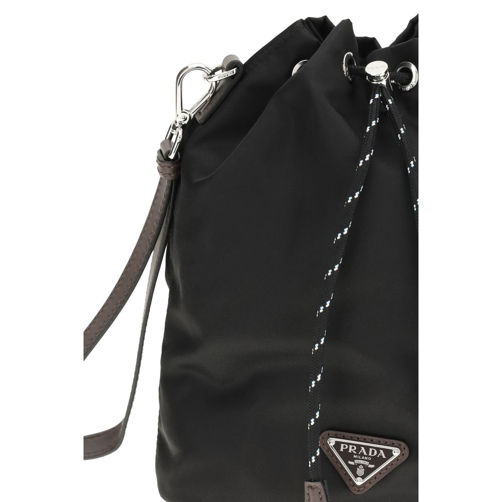 Prada Schönheitstasche aus recyceltem Polyamid