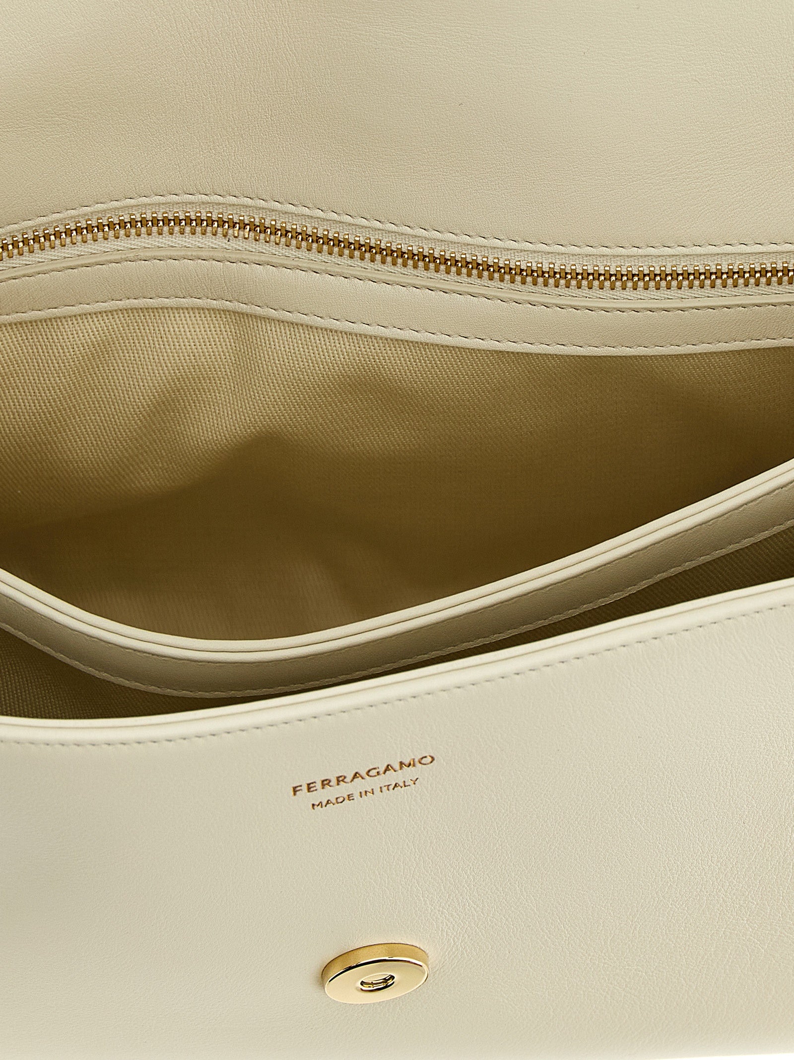 Ferragamo Weiße Kalbsleder-Schultertasche