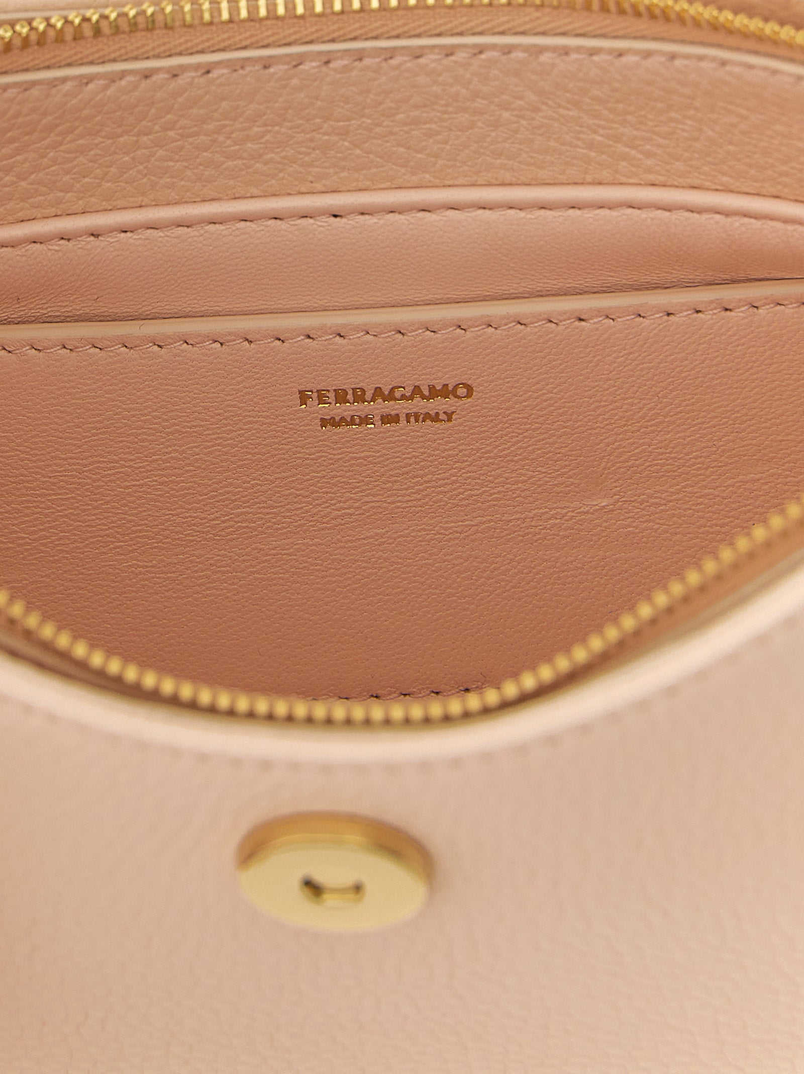 Ferragamo Schultertasche aus mehrfarbigem Kalbsleder