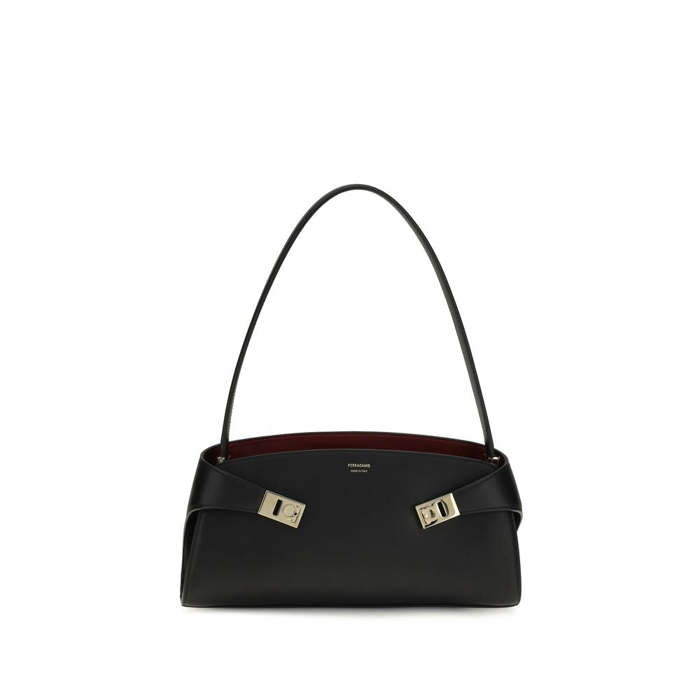 Ferragamo Schwarze Bos Taurus Kalbsleder Schultertasche