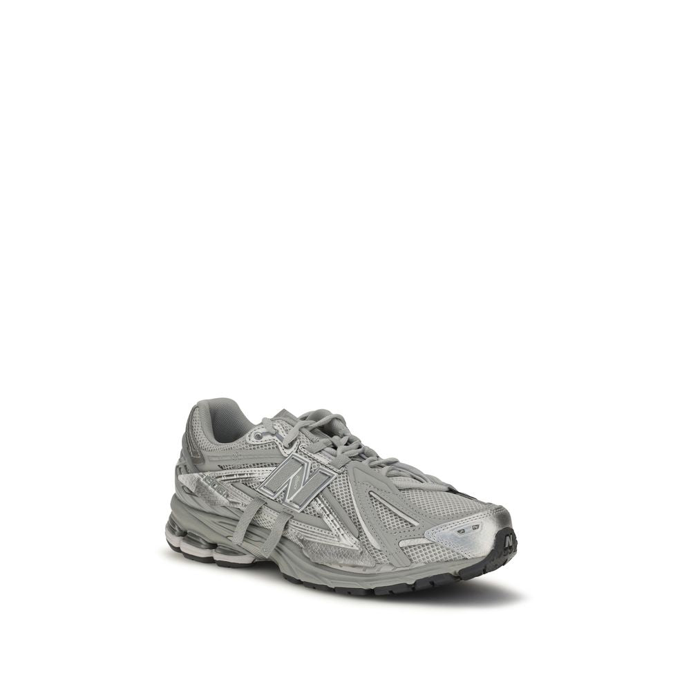 New Balance Graue Stoff-Sneaker mit niedrigem Schaft