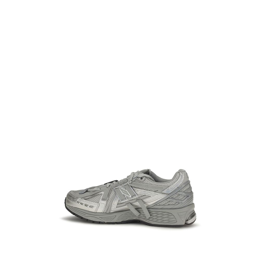 New Balance Graue Stoff-Sneaker mit niedrigem Schaft