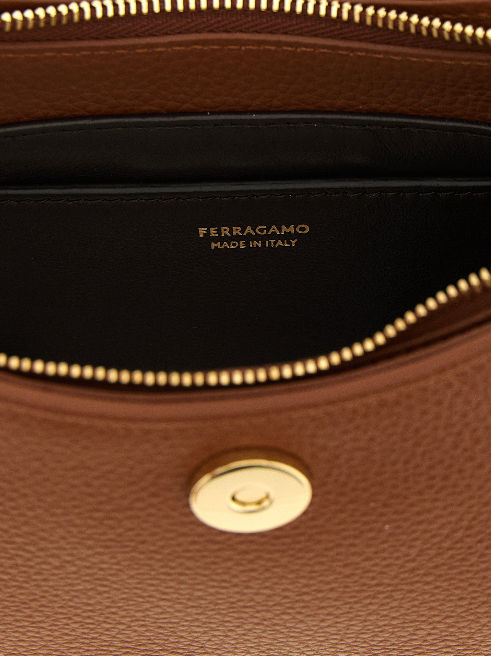 Ferragamo Braunes Kalbsleder Damen Crossbody Tasche
