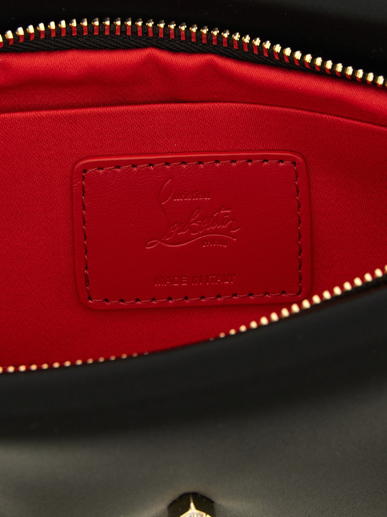 Christian Louboutin Schwarze Clutch aus Elasthan