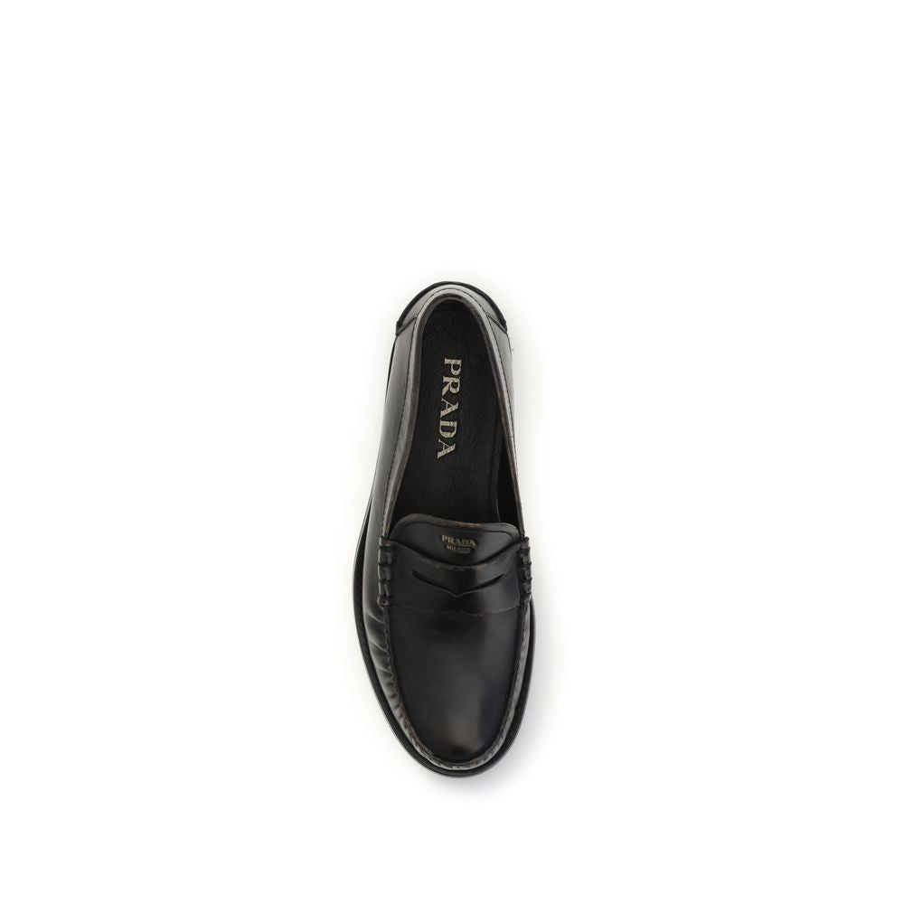 Prada Schwarze "Bos Taurus" Kalbsleder Loafer zum Hineinschlüpfen