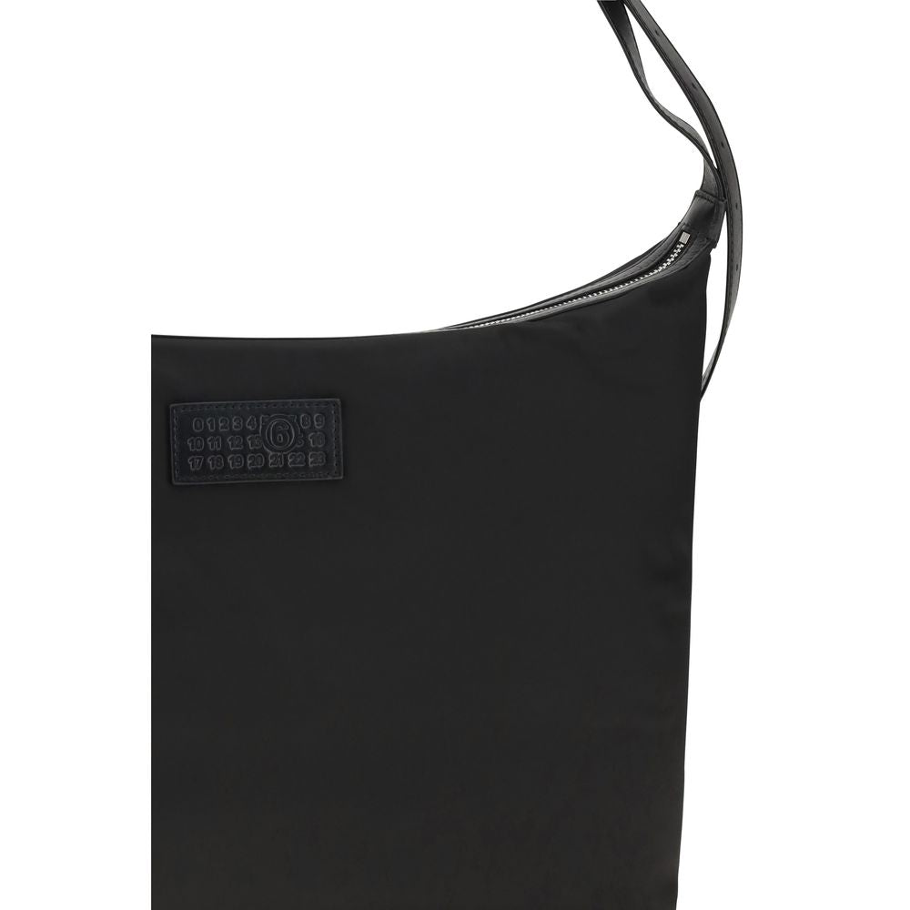 MM6 Schwarze Schultertasche aus Polyamid