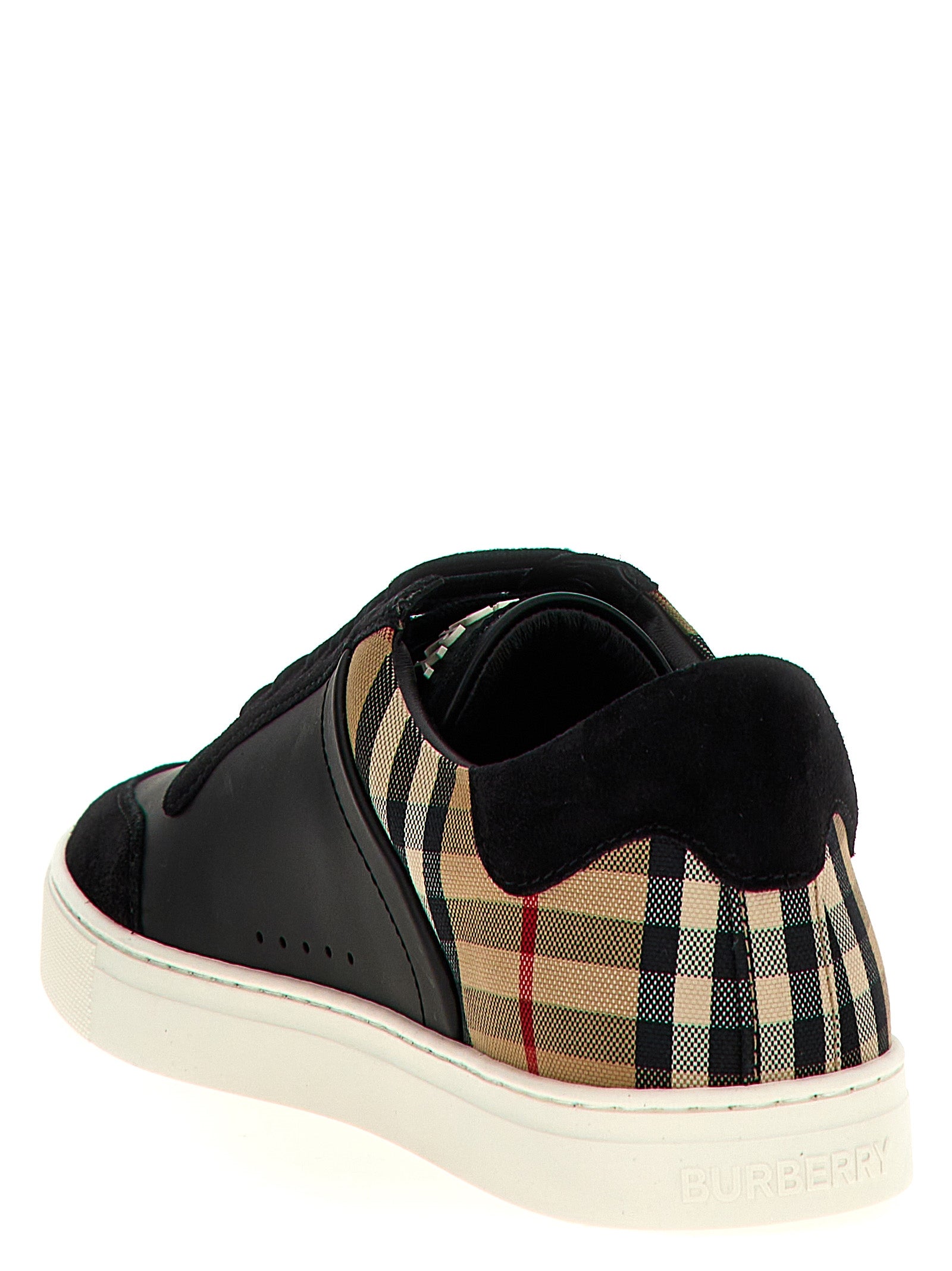 Burberry Schwarze Kalbsleder Low-Top-Sneaker