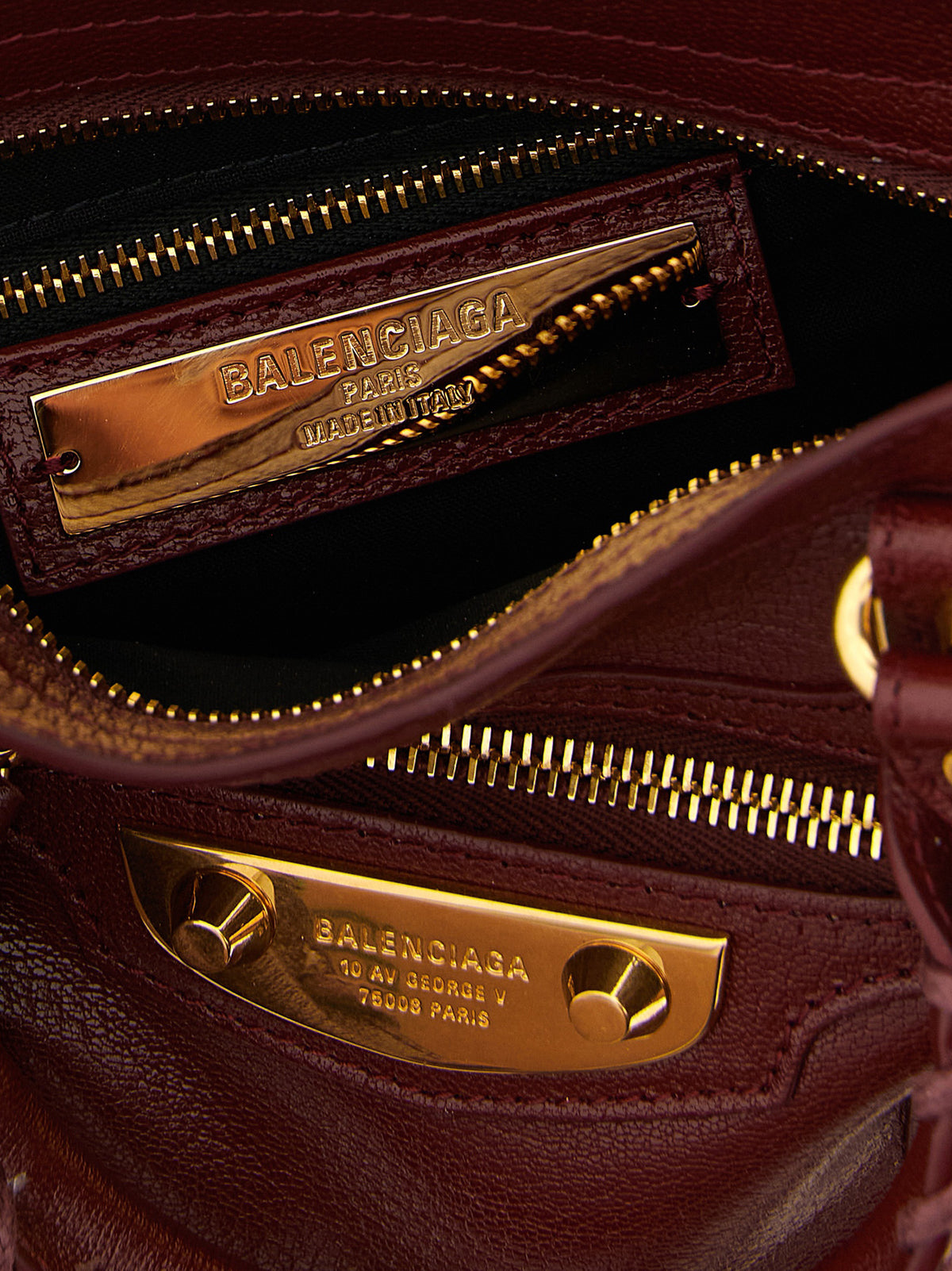 Balenciaga Handtasche aus bordeauxrotem Ziegenleder