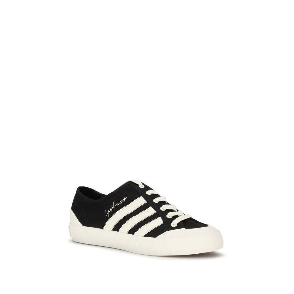 Y-3 Schwarze Stoff-Sneaker mit niedrigem Schaft