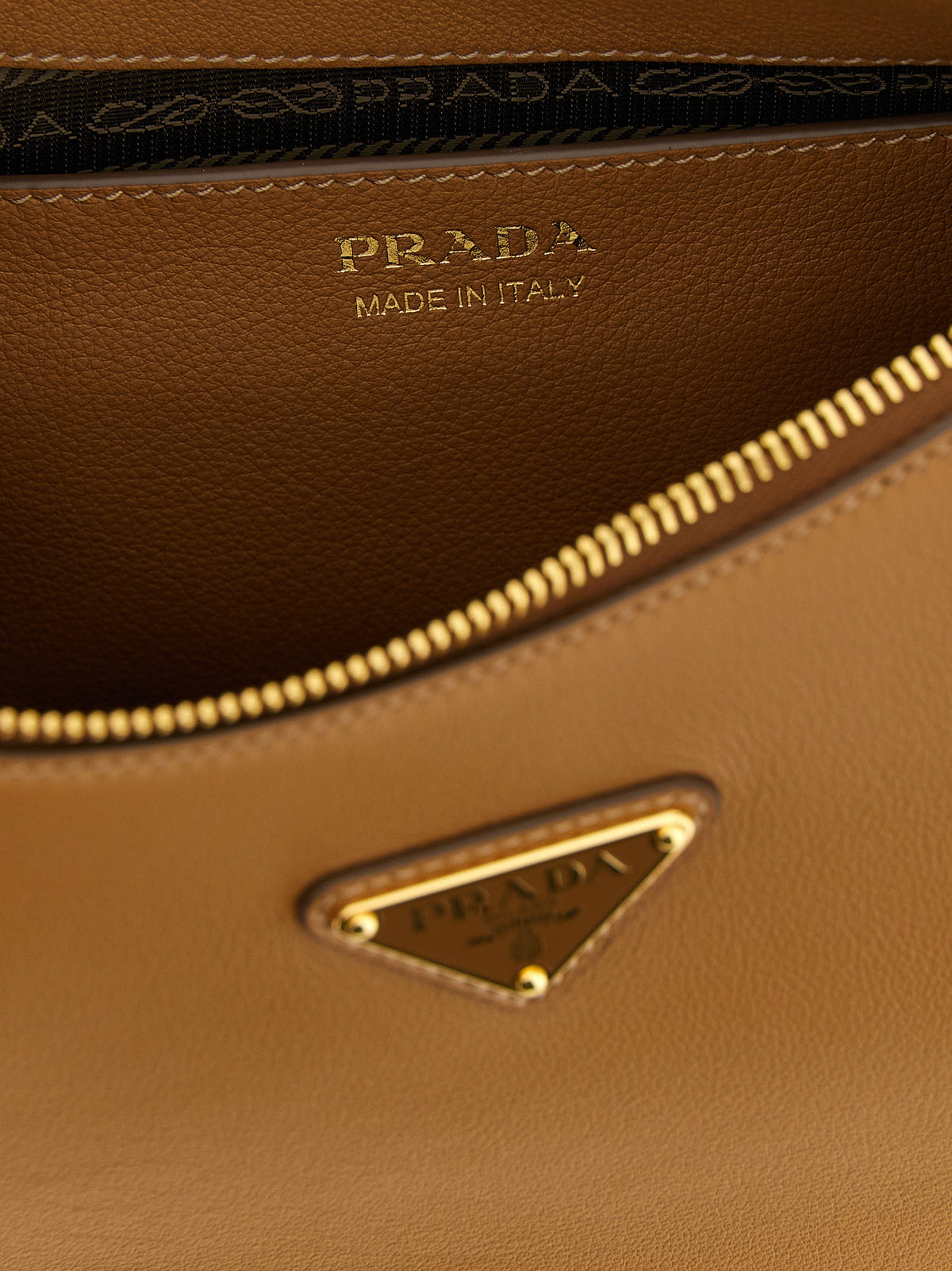 Prada Braunes Kalbsleder Damen Crossbody Tasche