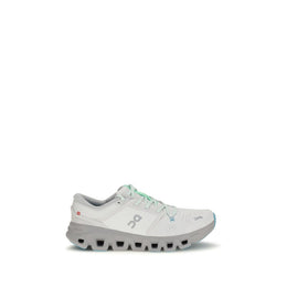 ON Weiße Stoff-Sneaker im Athletic-Look