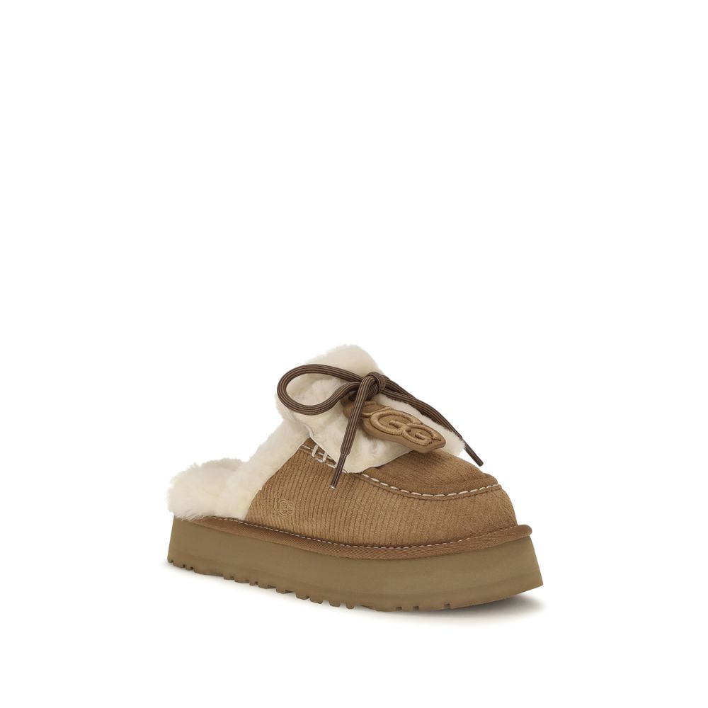 UGG Braune Wildleder-Slipper
