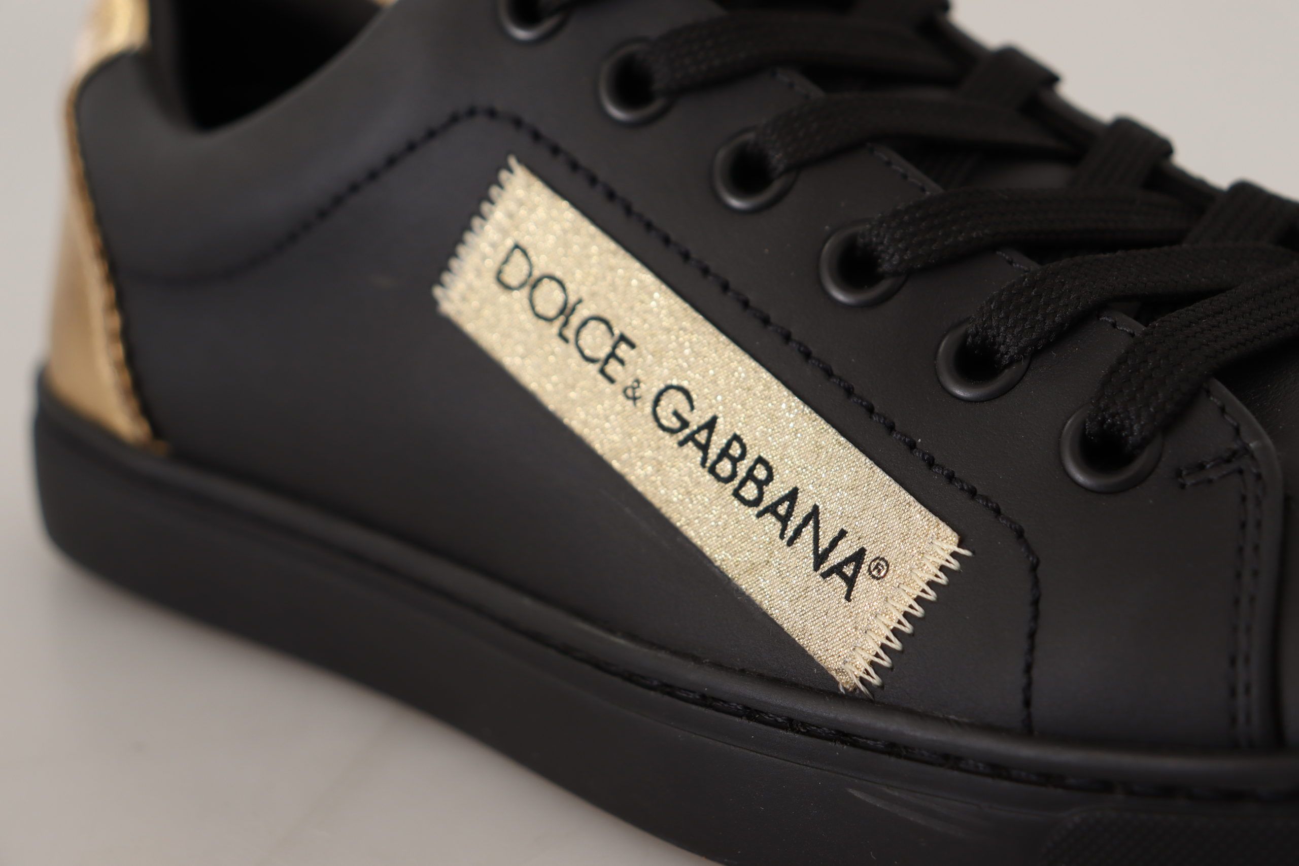 Dolce & Gabbana Schwarz Gold Leder Low Top Sneakers Damen Schuhe