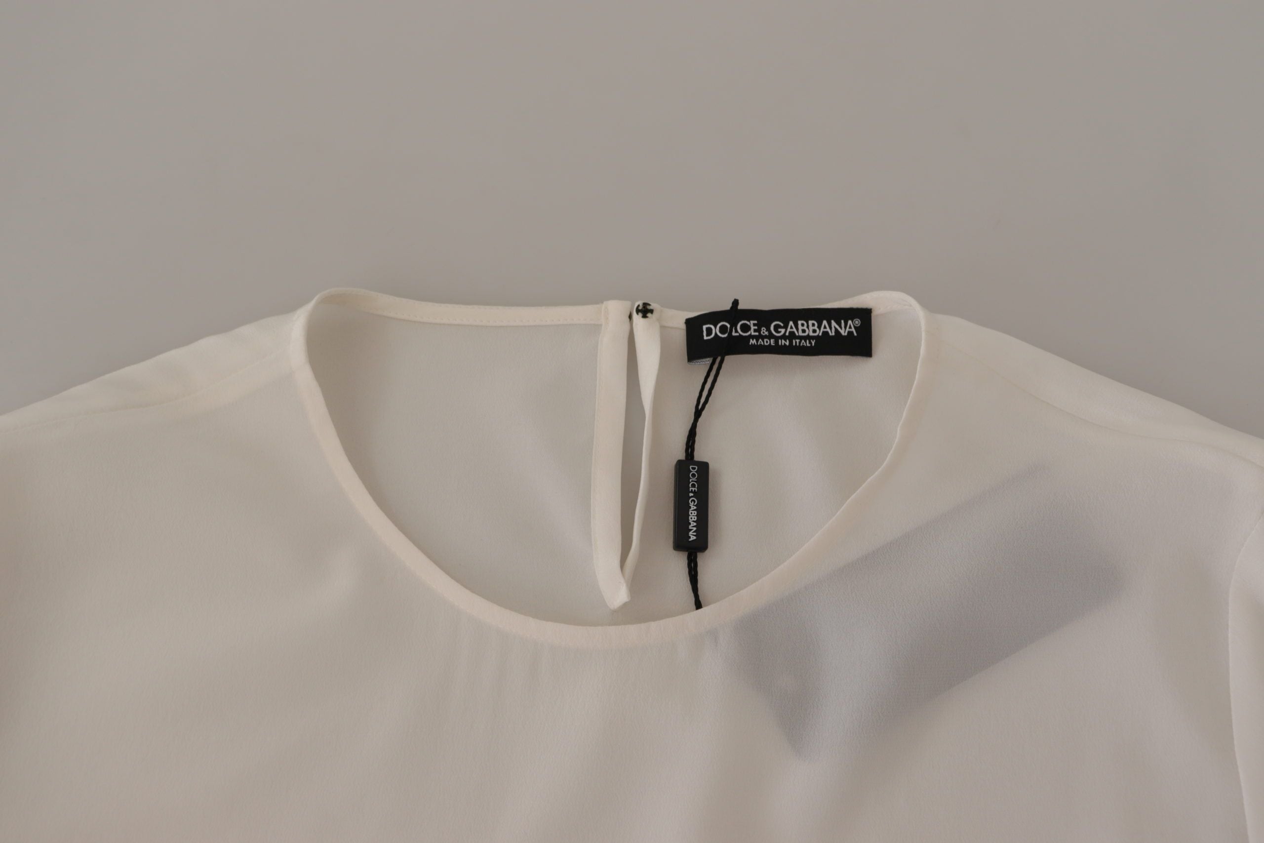 Dolce & Gabbana Weiße Seidenbluse mit DG-Logo-Stickerei und langen Ärmeln