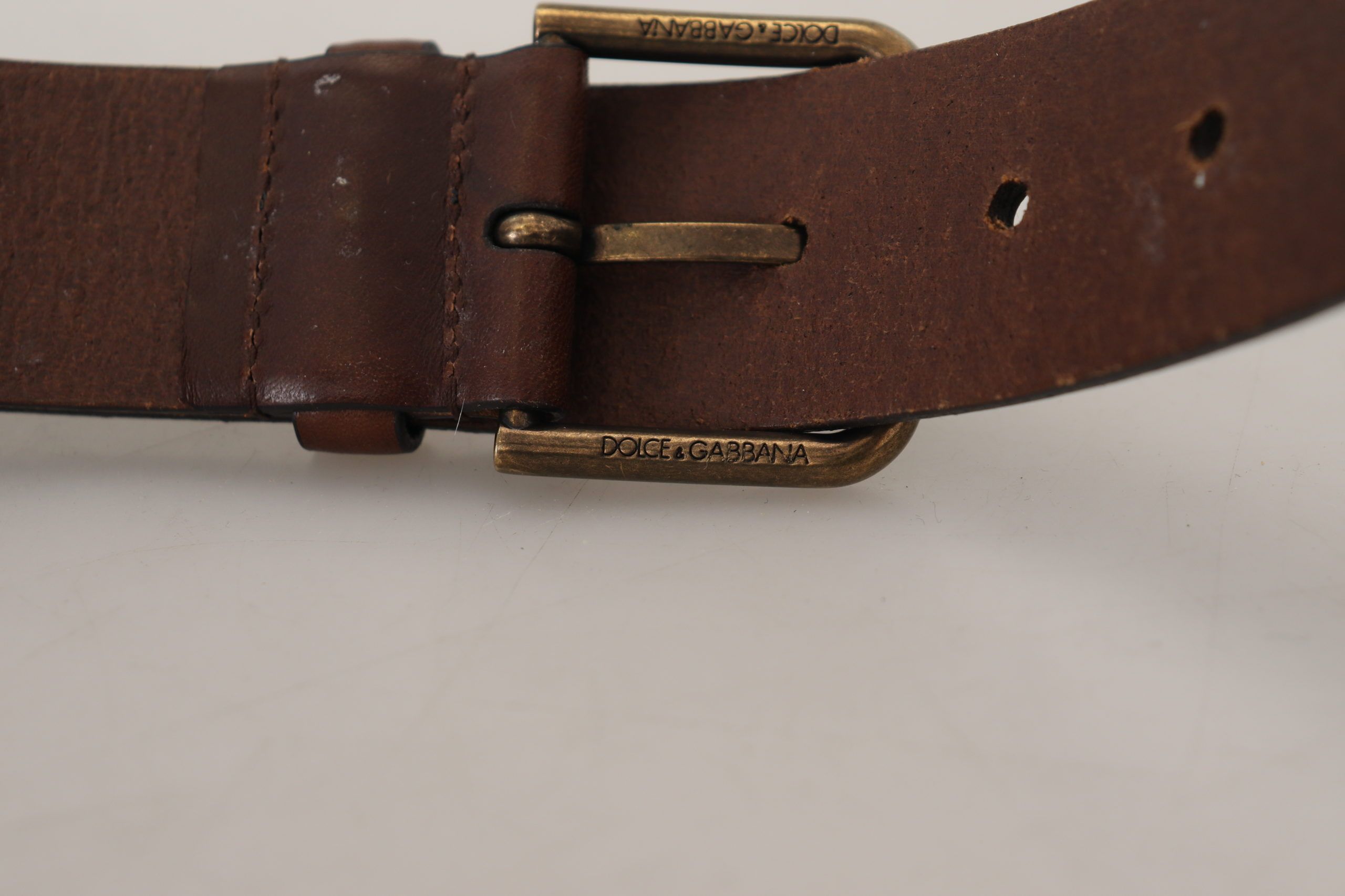 Dolce & Gabbana Brauner Ledergürtel mit goldener Metallschnalle und Karabiner