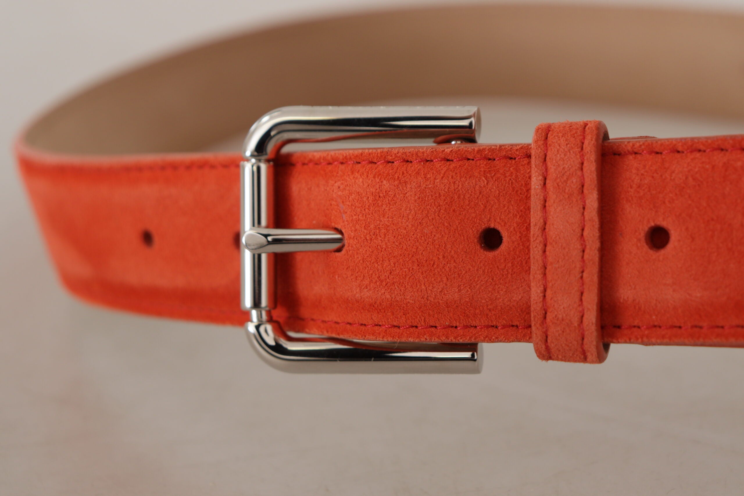 Dolce & Gabbana Orangefarbener Leder-Wildleder-Gürtel mit silberner Logo-Metallschnalle