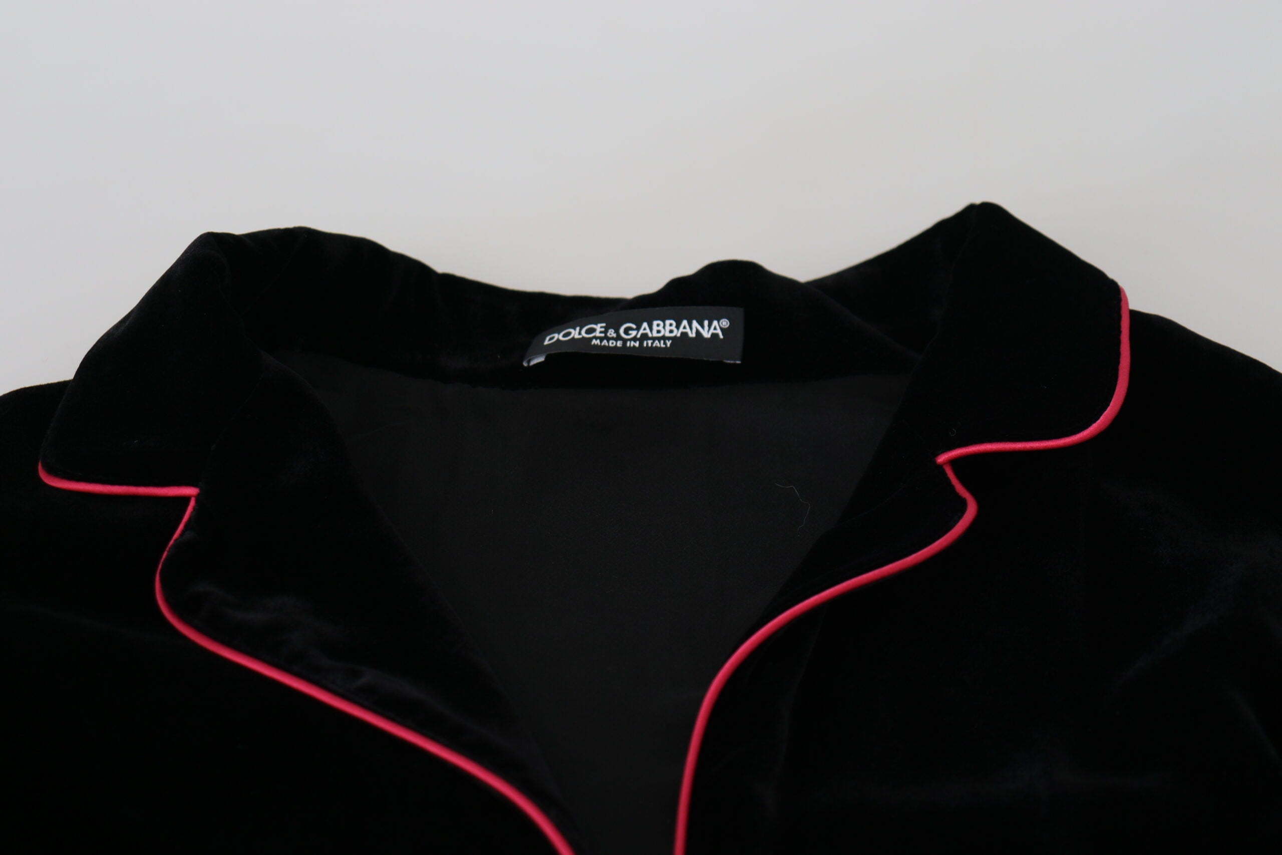 Dolce & Gabbana Schwarzer Blazer mit Gürtel und Knöpfen Viskosejacke
