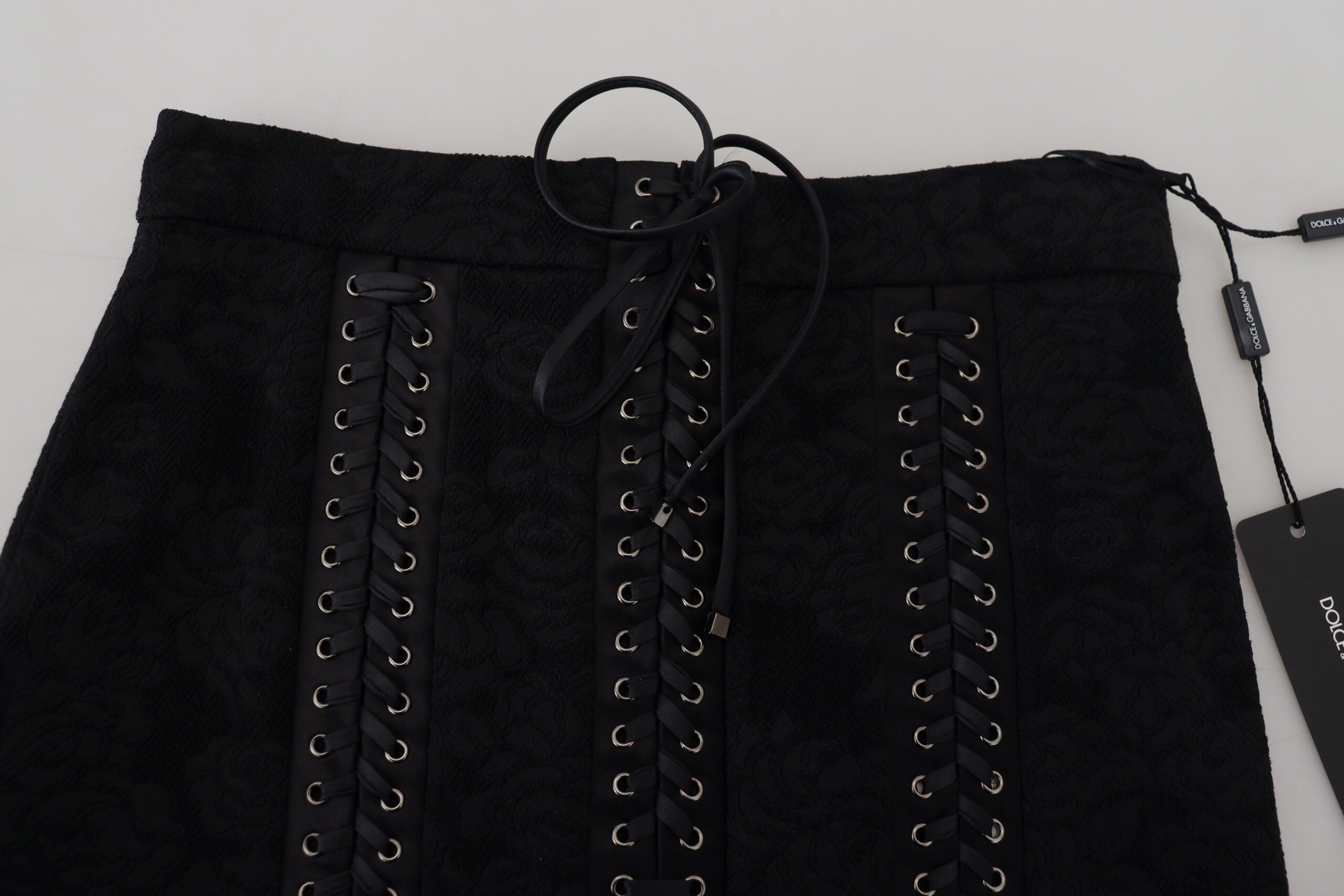 Dolce & Gabbana Schwarzer Brokat Mini-Bleistiftrock über dem Knie